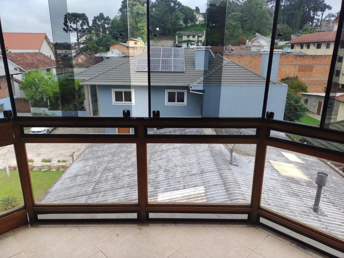Apartamento Ensolarado No Centro De Gramado Διαμέρισμα Εξωτερικό φωτογραφία